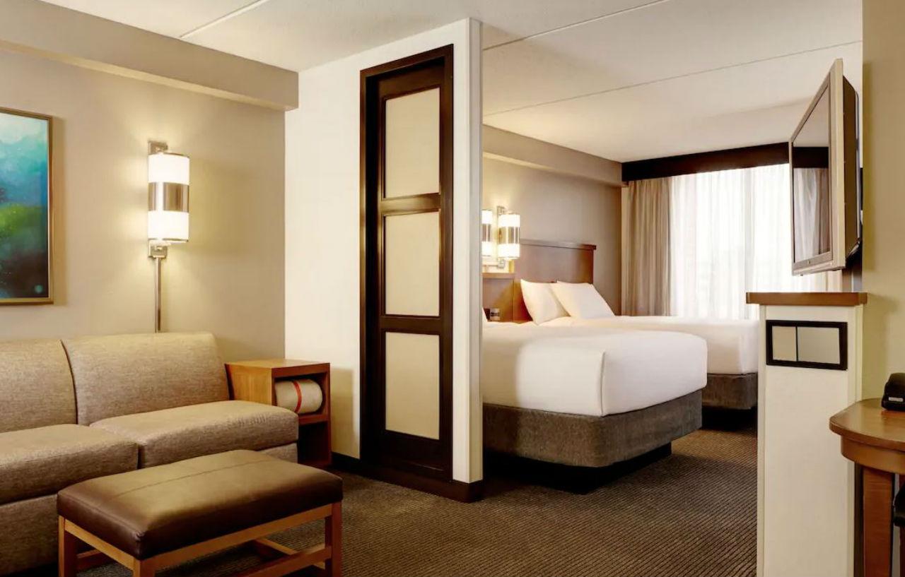 Hyatt Place Sterling Dulles Airport North Exterior photo